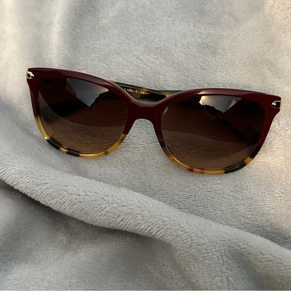 Coach Maroon Tortoise Sunglasses - Picture 2 of 12